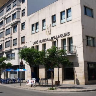 Seu social de la Unió Musical d'Alaquàs ubicada a l'avinguda del País Valencià d'Alaquàs.