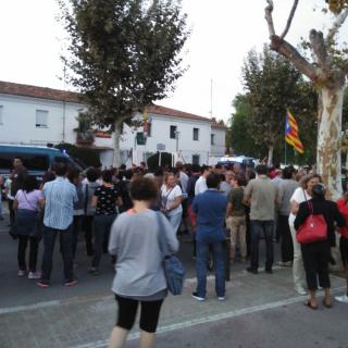 Concentració el 21.09.17 al cuartel de la Guàrdia Civil de Vilanova i la Geltrú