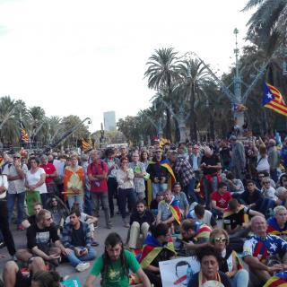 L'ANC de Sant Feliu de Pallerols ha viatjat fins a Barcelona per concentrar-se davant el parlament