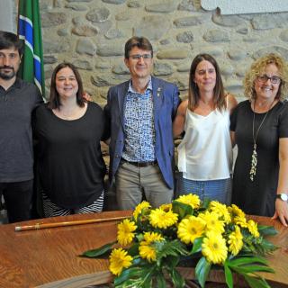 5 Consellers de JUNTS PER BESCANÓ, que seran a l'oposició.