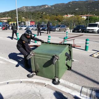 Bloquegen l’N-II a la Jonquera amb talls intermitents i simultanis