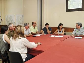      La trobada entre caçadors i representants de l’Ajuntament de Santa Eulàlia, també amb els Agents Rurals Ramon Ferrandis