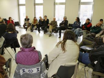 Unes 40 persones de La Crida es van reunir diumenge a la sala polivalent del Poliesportiu de Cardedeu Griselda Escrigas
