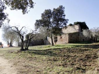 La masia de Ca l’Espargaró, en una zona no urbanitzable al sud oest de la Garriga Griselda Escrigas