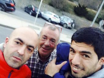 Suárez es va fer una ’selfie’ amb un dels conductors del cremallera, Xavier Formatgé