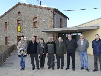Vuit alcaldes dels 13 municipis que formen el Lluçanès es van reunir ahir dimecres a la seu del Consorci  Jordi Puig