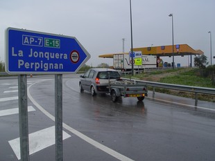 L'accés de l'AP-7 Figueres-nord que només permet anar o venir de França.  J.P