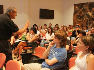 El doctor Tobeña parlant del cervell eròtic, en un dels cursos de la universitat d'estiu de l'any passat. MARTA MARTÍNEZ
