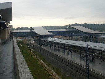 L'estudi proposa que l'estació es connecti amb tramvia a Tarragona i amb rodalies a Reus.  Ò.P.J