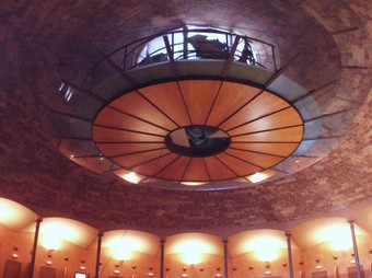 La cúpula de Guastavino al teatre La Massa de Vilassar de Dalt. QUIM PUIG