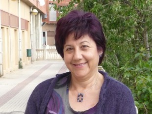 Carmen Guzmán presideix l'associació veïnal.  M.L