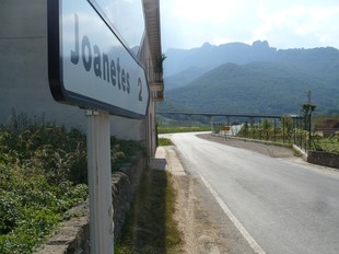 La carretera de Joanetes, a Can Trona.