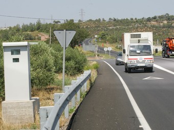 El radar està en un carril d'acceleració de l'N-240, entre l'Espluga i Montblanc.  M. M