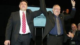 Puigcercós i Carod-Rovira, a l'abril, quan el segon va renunciar a ser candidat.  GABRIEL MASSANA