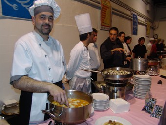 Els cuiners durant la presentació de les jornades que es va fer el 2006 al Calisay.  E.F