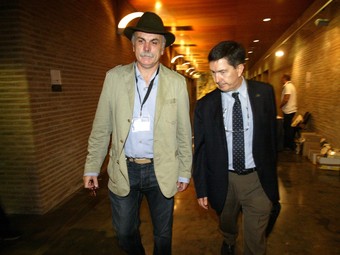 Eudald Carbonell i Josep Anton Ferré, ahir, en l'inici de les jornades.  J. FERNÀNDEZ
