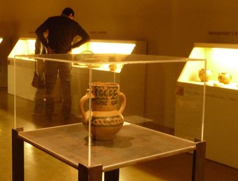 La mostra «Turtuxa, a l'extrem d'al-Àndalus» està instal·lada a l'antic escorxador. G.M