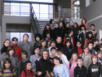 Alumnes de La Bressola del curs 2009 al co·legi d'El Soler. /  LA BRESSOLA