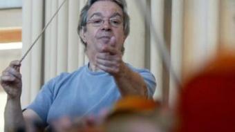 Antoni Ros-Marbà dirigirà una formació de més de noranta músics.