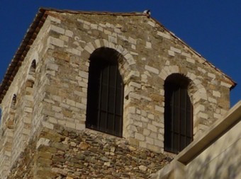 Han acabat els treballs de recomposició de la façana i rehabilitació del campanar del Monestir de Cruïlles. Ò.P