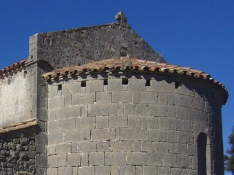 Santa Bàrbara de Pruneres, a Oix (terme de Montagut i Oix).  R. E