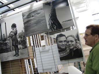 Una de les col·leccions de fotografia de Francesc Català-Roca, sovint oculta als visitants. A. ESTALLO