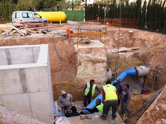 Treballs de condicionament de la xarxa de distribució de l'aigua potable. ARXIU