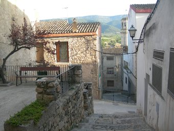 Vista dels carrers de la zona del Capuig i el Castell, que s'ha beneficiat de la cinquena convocatòria de la llei de millora de barris. ÒSCAR PALAU