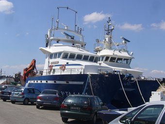 Dues embarcacions tonyinaires al port de l'Ametlla.  L.M