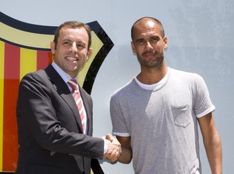 Sandro Rosell i Pep Guardiola han arribat a un acord perquè el tècnic de Santpedor segueixi en el Barça fins el 30 de juny de 2012.  FCBARCELONA