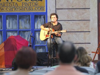 Una dels participants en el concurs, ahir, a la plaça dels Sedassos. D.B