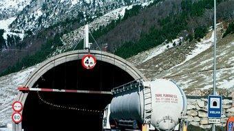 El vell túnel de Viella podrà continuar en obres per refer-lo per a mercaderies perilloses i en cas d'evacuació. ARXIU