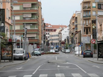 Carrer d'Alaquàs on hi ha comerços associats a CADA. ARXIU EL PUNT