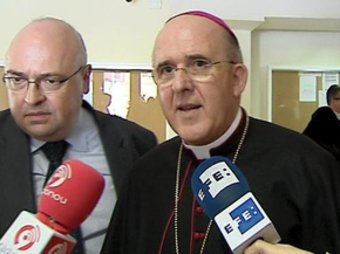 L'arquebisbe de València, va anunciar ahir que el sacerdot detingut a estat apartat. EFE