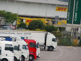 Camions aturats al CIM Vallès, a Santa Perpètua EFE