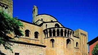 La catedral de la Seu és l'única catedral romànica que es conserva a Catalunya. TURISME LA SEU