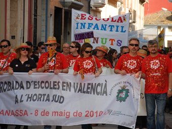 Una de les concentracions que ja s'han fet aquest any en motiu de les Trobades de l'Escola en Valencià es va fer a Massanassa el maig passat E.V