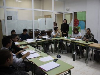 L'alcaldessa de Torrent visita les instal·lacions de l'Escola Taller. CEDIDA