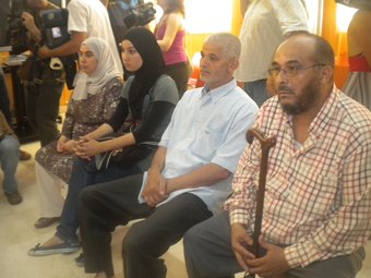 El judici es va celebrar el juliol a l'Audiència de Tarragona. De dreta a esquerra, el president de l'associació islàmica, l'imam, la seva filla i la seva dona G. P