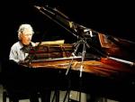 Chick Corea en un moment del seu concert de divendres a Girona JOAN SABATER