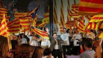 Artur Mas va tancar ahir la segona jornada de la campanya electoral amb un míting a Badalona MARTA PÉREZ