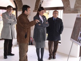 L'alcaldessa visita els locals en què s'ha d'instal·lar la Central de Trànsit. CEDIDA