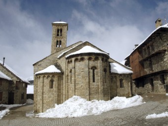 L'església de Santa Maria de Taüll. El 2013 podrà obrir al públic tots els mesos. ARXIU