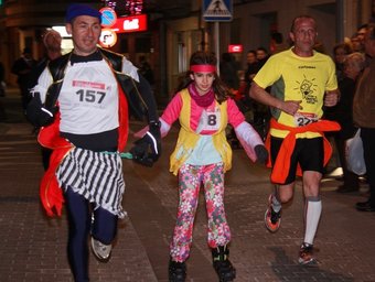 Alguns dels participants en la Sant Silvestre solidària de Torrent. CEDIDA