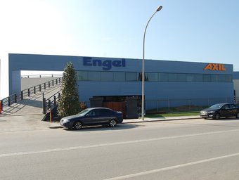 La seu central d'Engel Axil al polígon de Santiga, a Barberà del Vallès EL PUNT