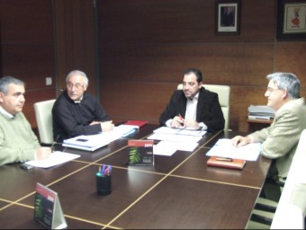 Reunió dels polítics que configuren la corporació municipal de Calp. ARXIU
