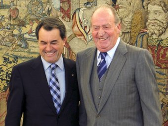 El president de la Generalitat, Artur Mas, amb el rei al Palau de la Zarzuela EFE