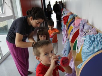 L'institut escola Pi del Burgar és l'únic concebut i construït al Camp en base al nou concepte pedagògic. J.F