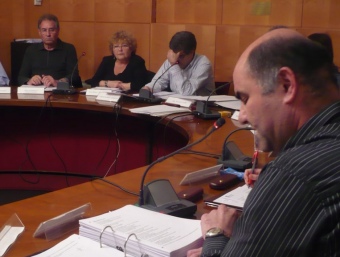 L'explicació del pressupost pel regidor d'Hisenda, Joaquim Navarro (PSC), va rebre la felicitació de tots els partits J.N
