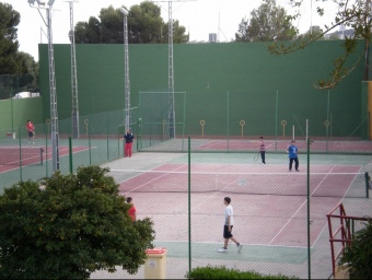Actuals pistes de tennis de Xixona. CEDIDA